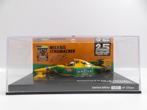 Minichamps 447931005 - 1:43,