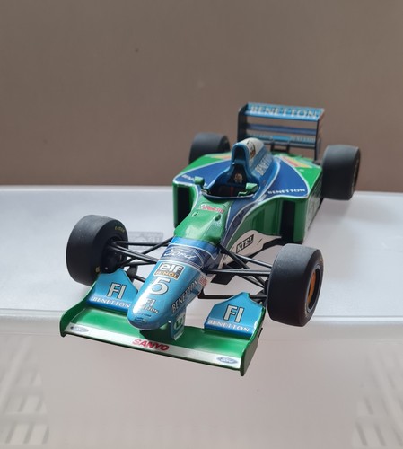 Formel benetton ford 193 b - 1,
